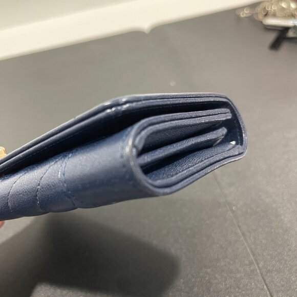 Chanel Sheepskin Chevron Quilted Mademoiselle Flap Wallet Navy (144712) - Picture 5 of 15